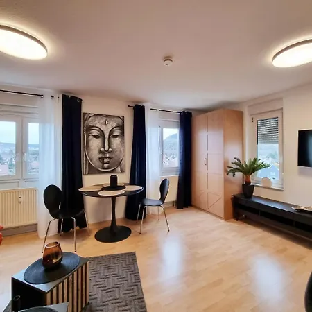 Charmante 1-zimmer In Winzerla * Iéna