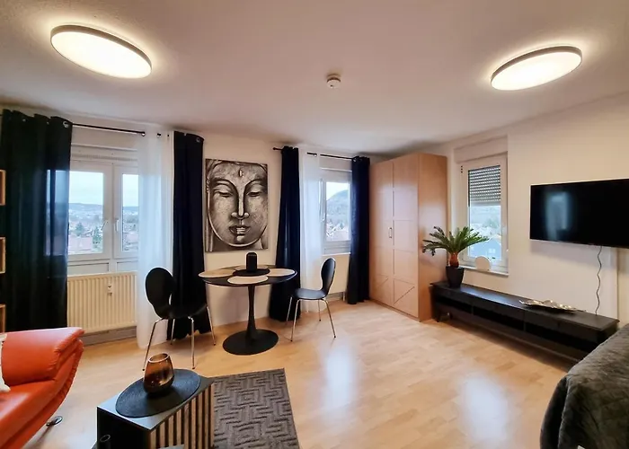 Charmante 1-zimmer In Winzerla * יינה